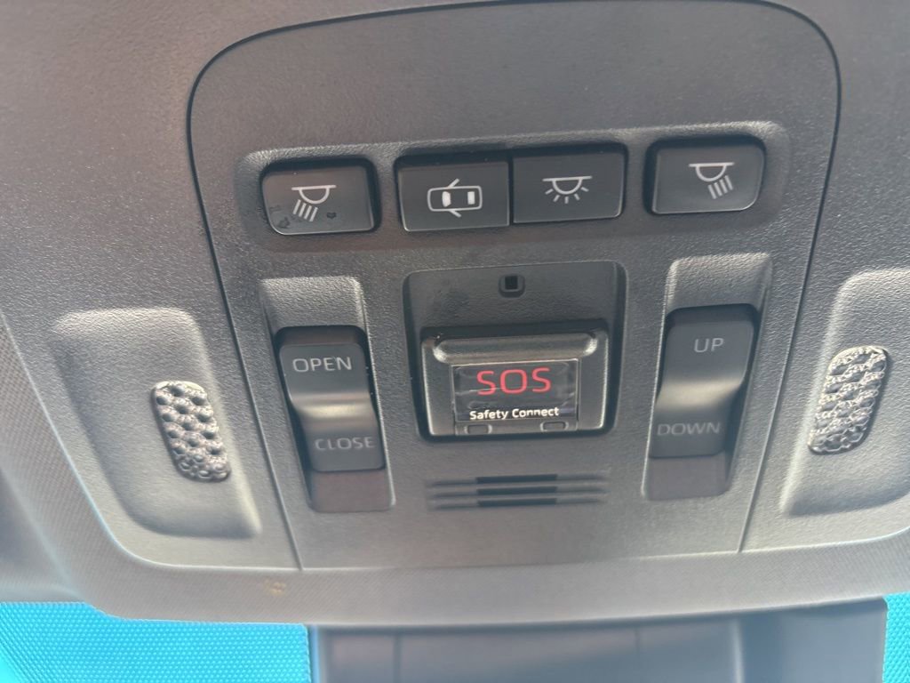 Used 2019 Toyota Avalon XSE w/ Protection Package FWD image 24