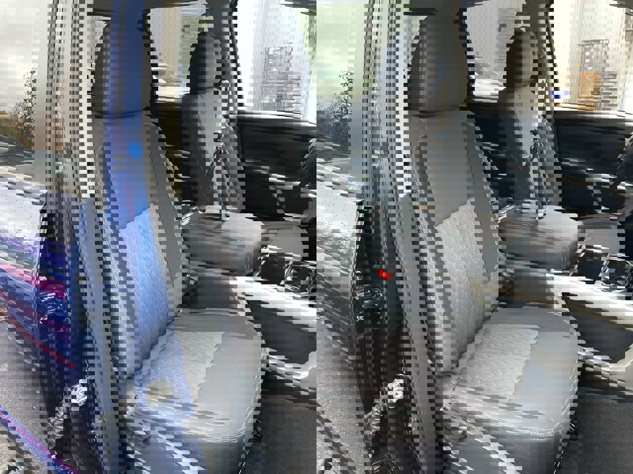 Used 2021 Nissan Titan SV w/ SV Convenience Package image 40