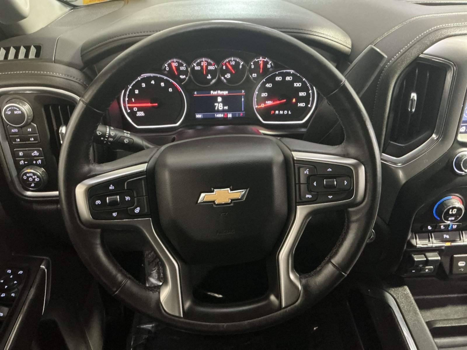 Used 2020 Chevrolet Silverado 2500 LTZ AWD/4WD image 17