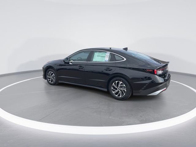 New 2026 Hyundai Sonata Blue FWD image 6