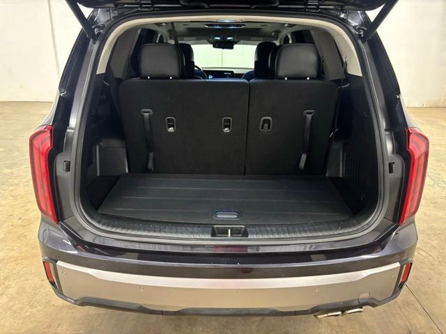 Used 2025 Kia Telluride S FWD image 25