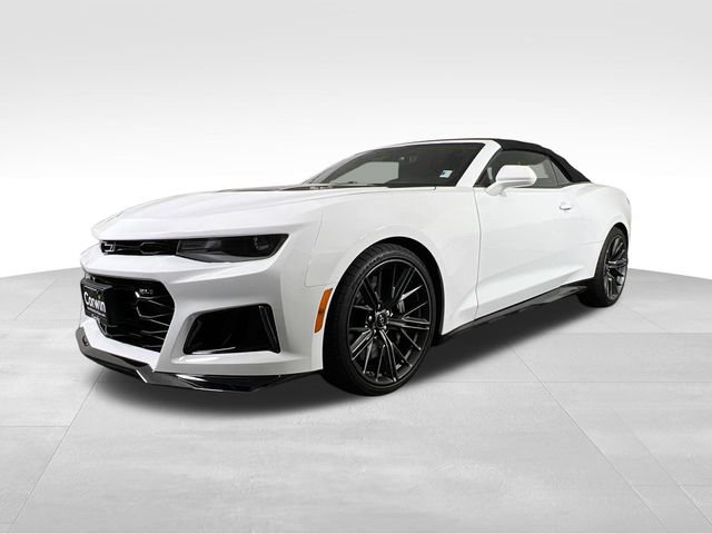 Used 2022 Chevrolet Camaro ZL1 RWD image 5