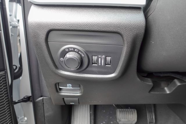 New 2025 Jeep Grand Cherokee Laredo X image 15