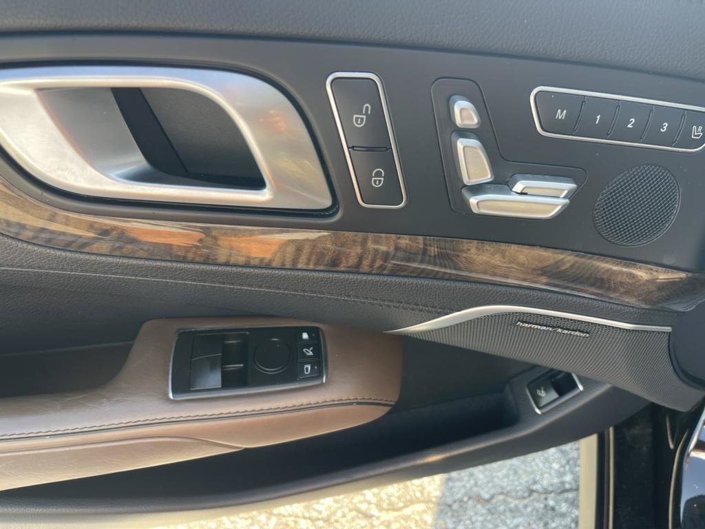 Used 2015 Mercedes-Benz SL 400 image 12