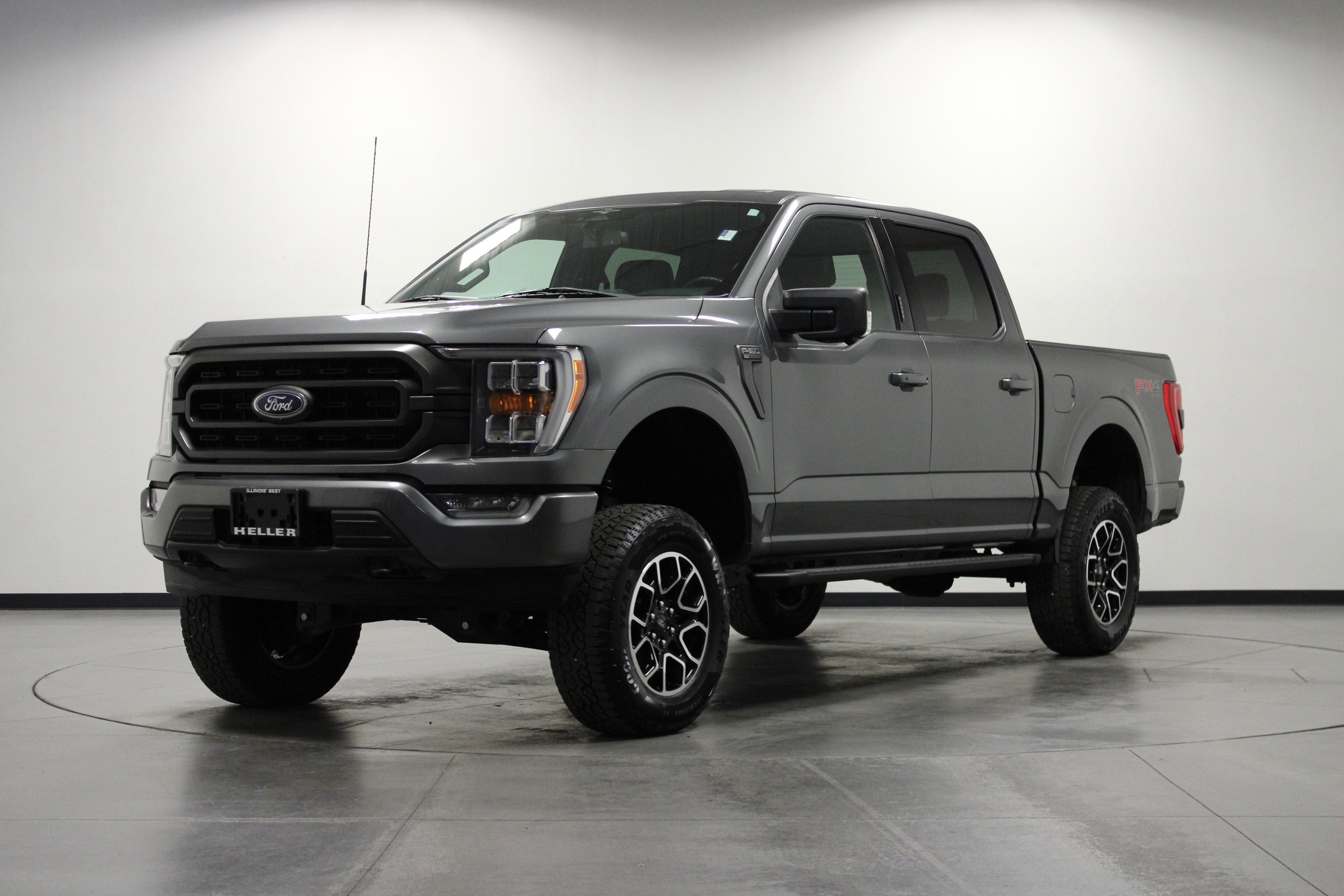 Used 2023 Ford F150 XLT w/ Equipment Group 302A High image 8