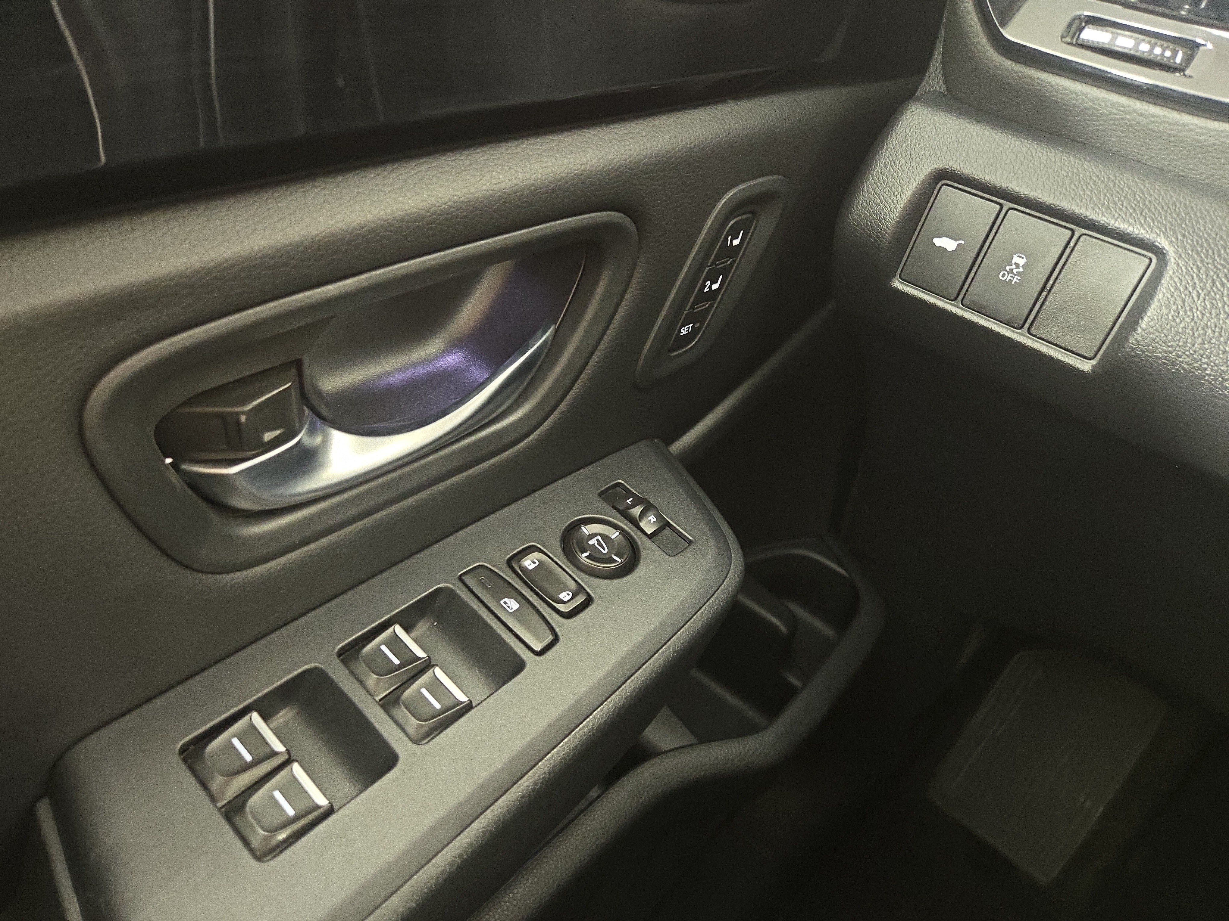 Used 2025 Honda Pilot Touring image 31
