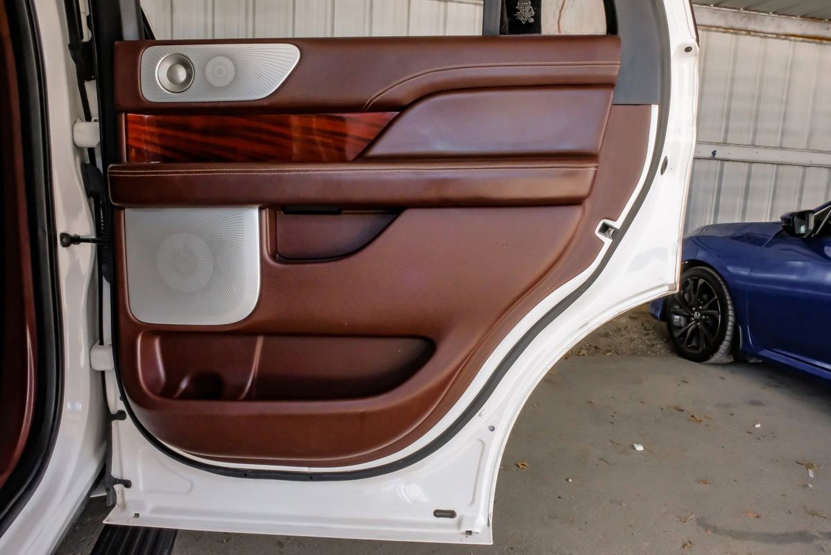 Used 2018 Lincoln Navigator Black Label image 49