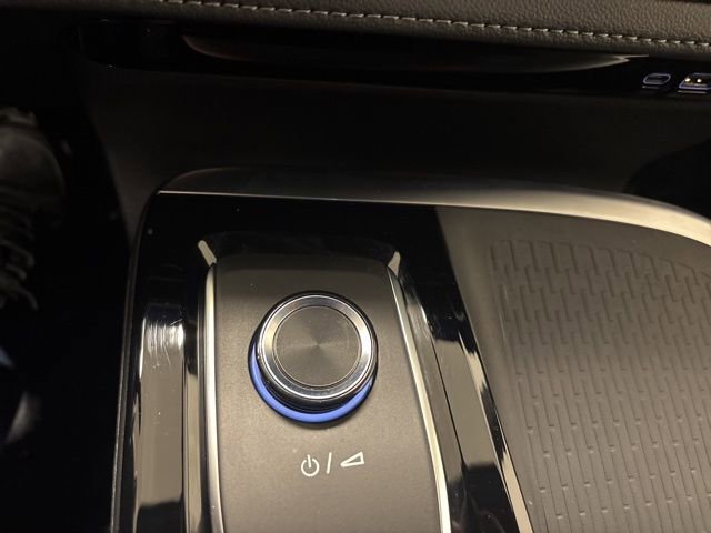 Used 2025 Buick Enclave Preferred image 23