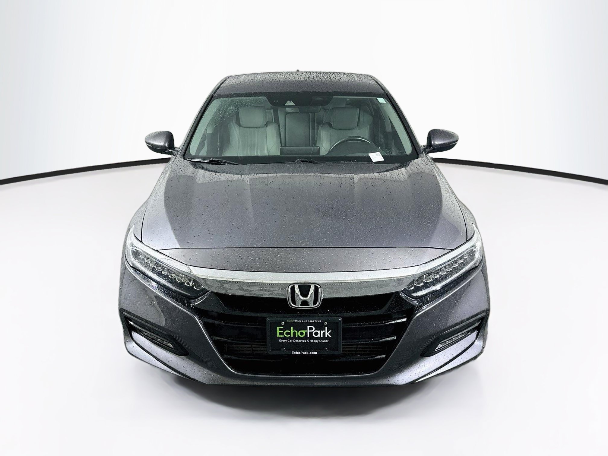 Used 2019 Honda Accord Touring image 2