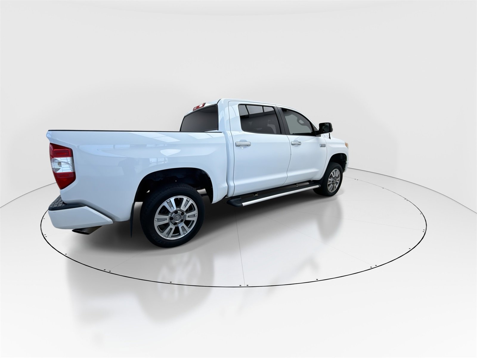 Used 2015 Toyota Tundra Platinum image 8