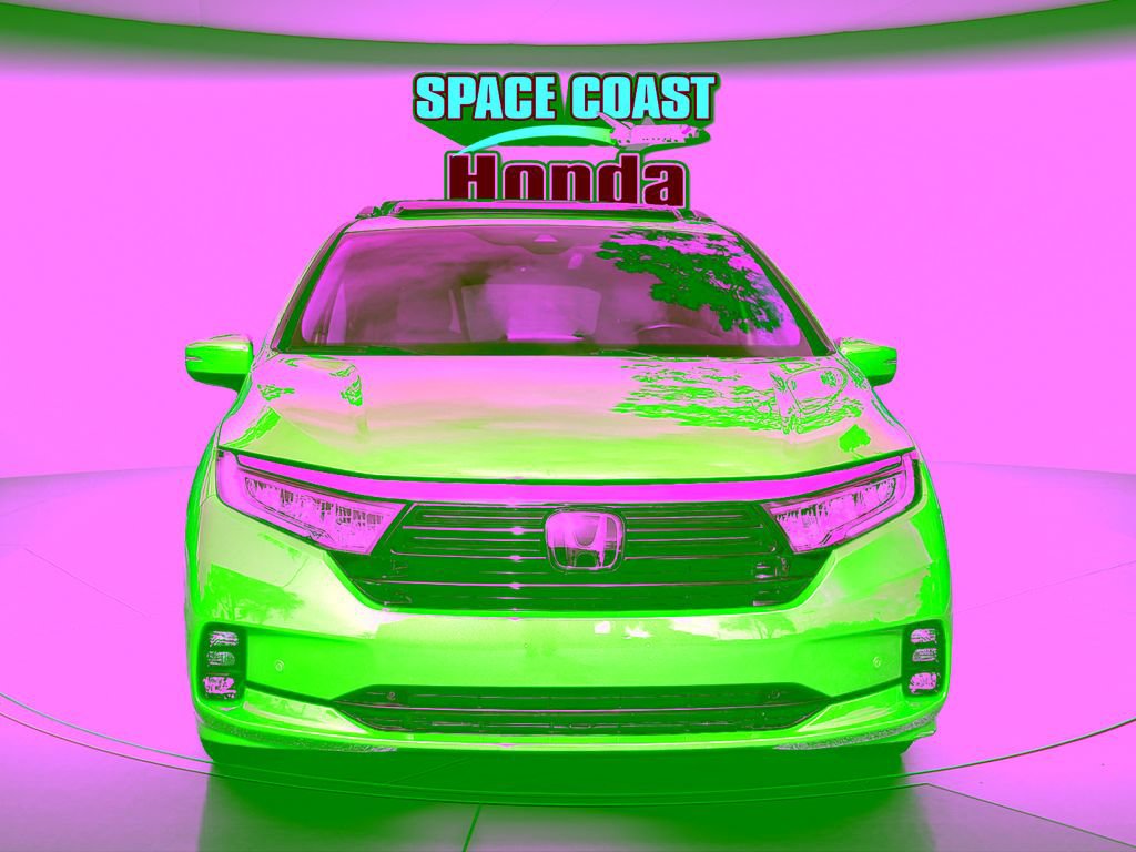 Certified 2023 Honda Odyssey Touring image 4