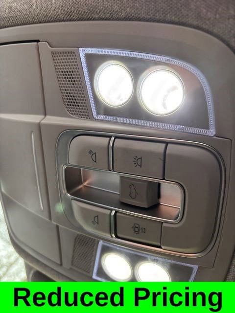 Used 2019 Hyundai Santa Fe AWD image 28