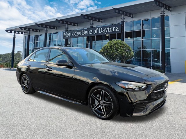 Used 2025 Mercedes-Benz C 300 Sedan image 2