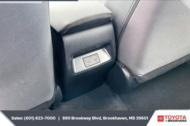 Used 2024 Toyota Corolla LE image 24