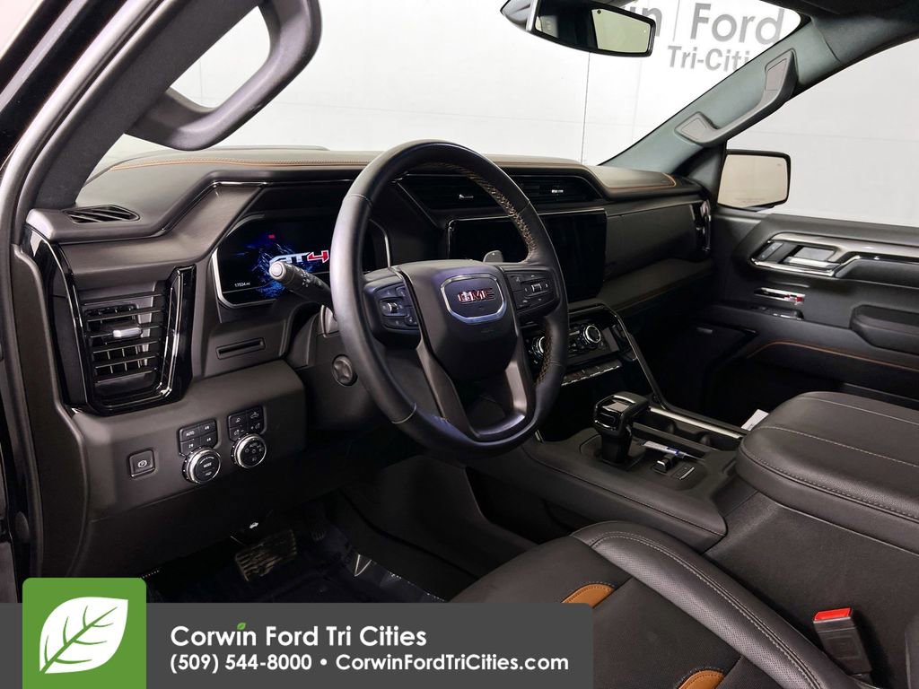 Used 2023 GMC Sierra 1500 AT4 image 3
