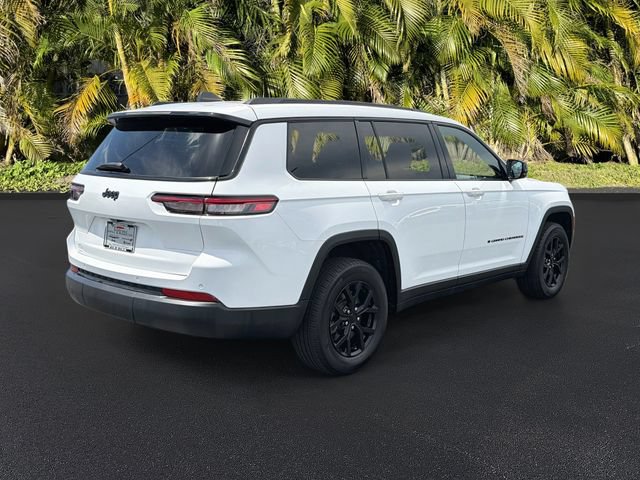 Used 2024 Jeep Grand Cherokee L Altitude RWD image 5
