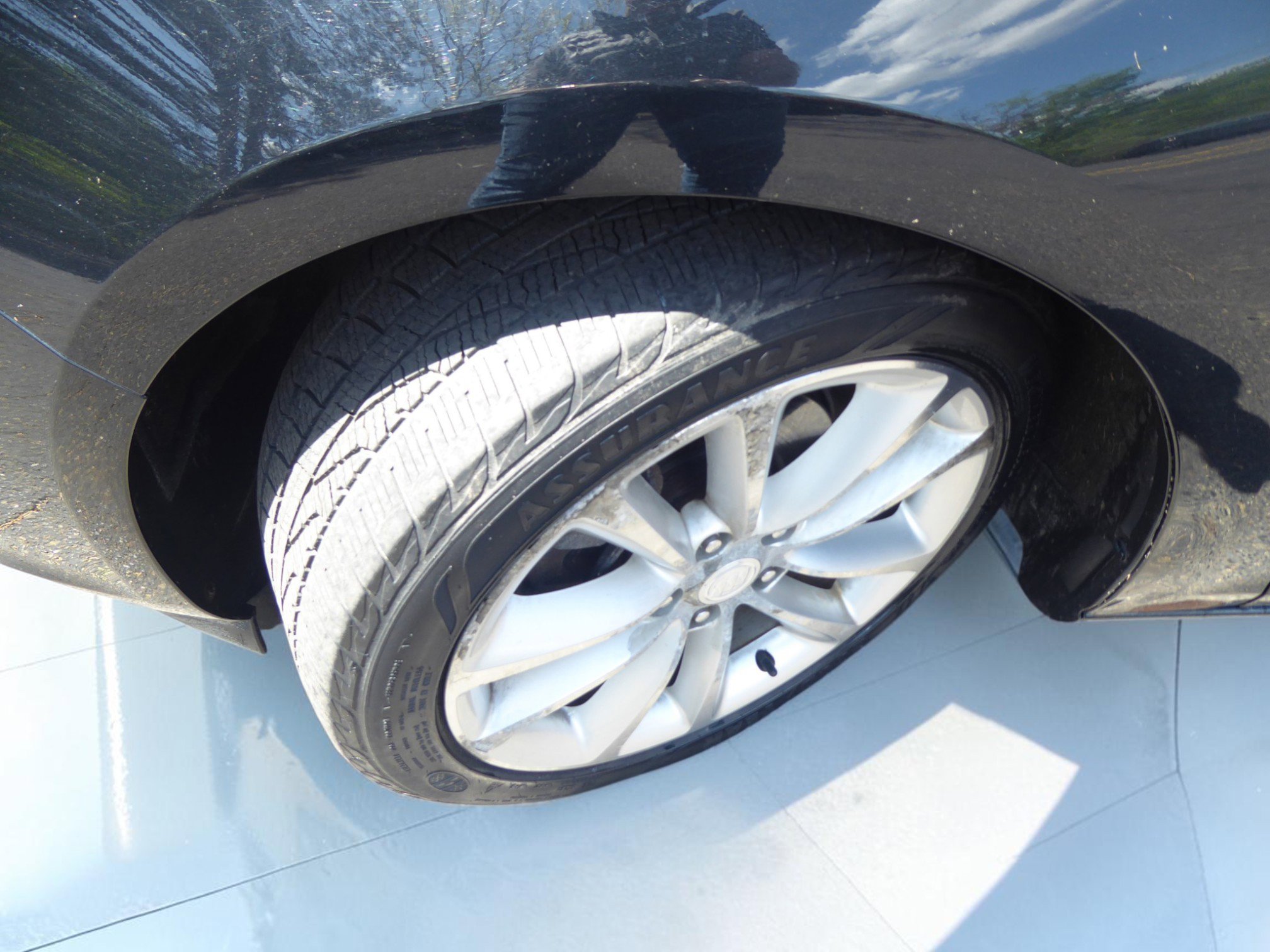 Used 2012 Buick Verano Leather FWD image 25