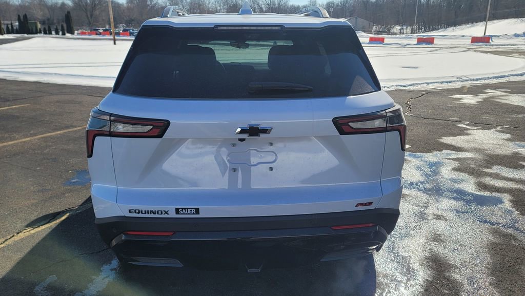 New 2026 Chevrolet Equinox RS image 10
