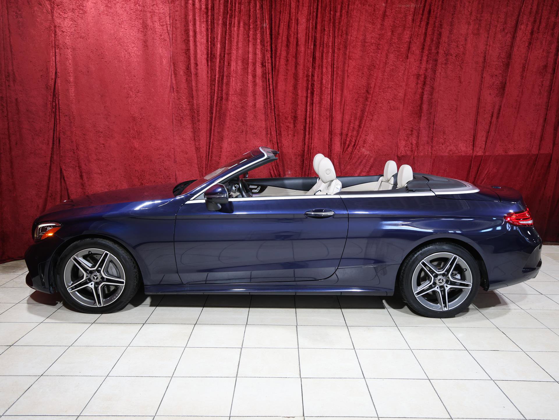 Used 2019 Mercedes-Benz C 300 4MATIC Cabriolet image 5