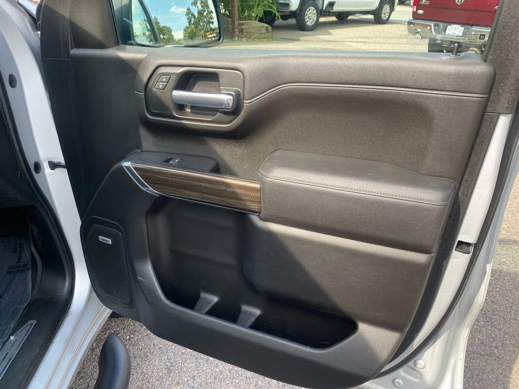 Used 2019 Chevrolet Silverado 1500 RST image 34
