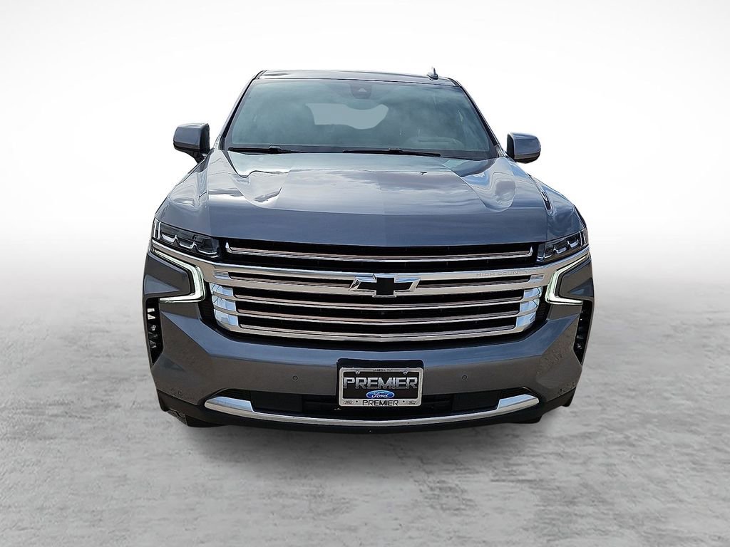 Used 2022 Chevrolet Tahoe High Country RWD image 3