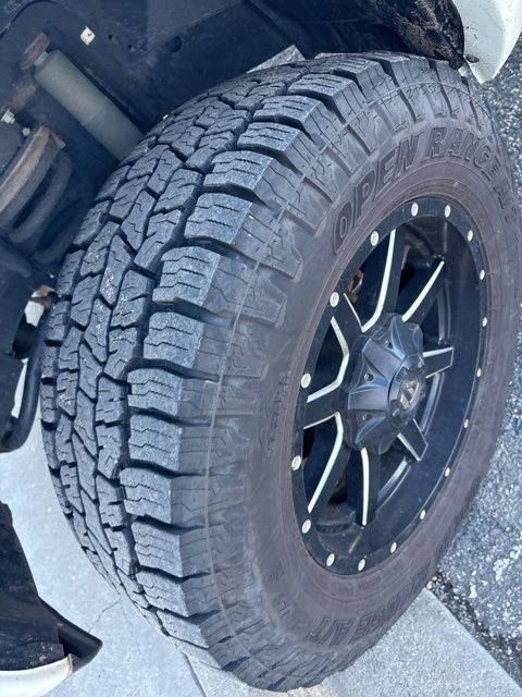 Used 2018 RAM 2500 Laramie w/ Sport Appearance Group image 28