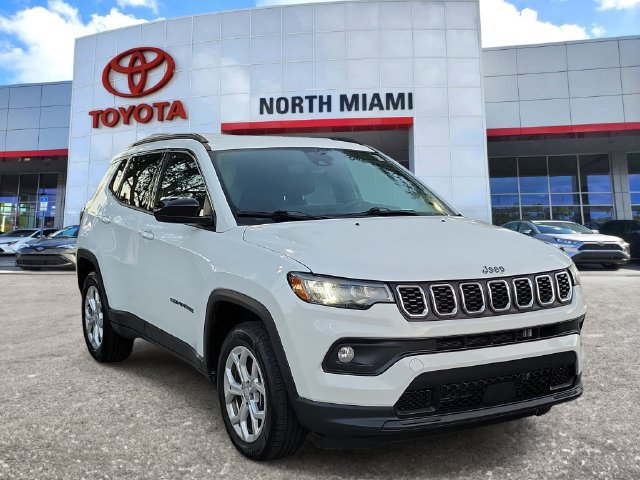 Used 2024 Jeep Compass Latitude