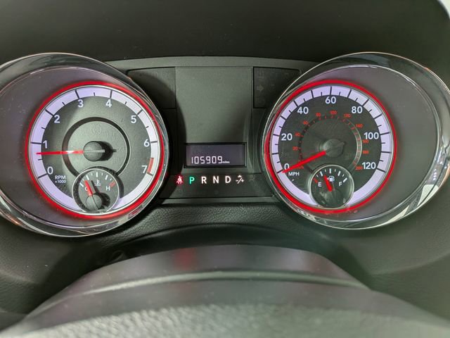 Used 2020 Dodge Grand Caravan SXT image 4