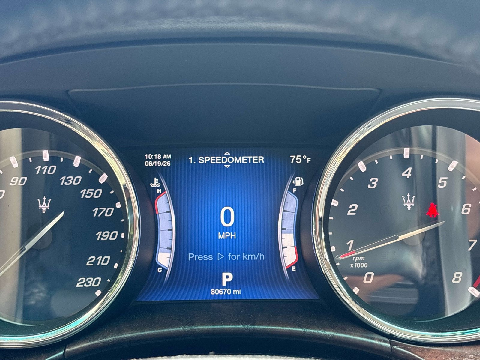 Used 2014 Maserati Quattroporte GTS RWD image 25