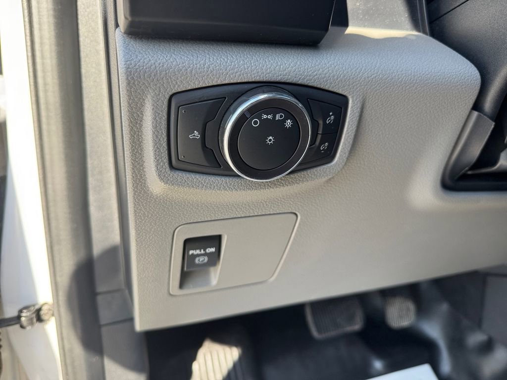 Used 2020 Ford F150 XL image 23