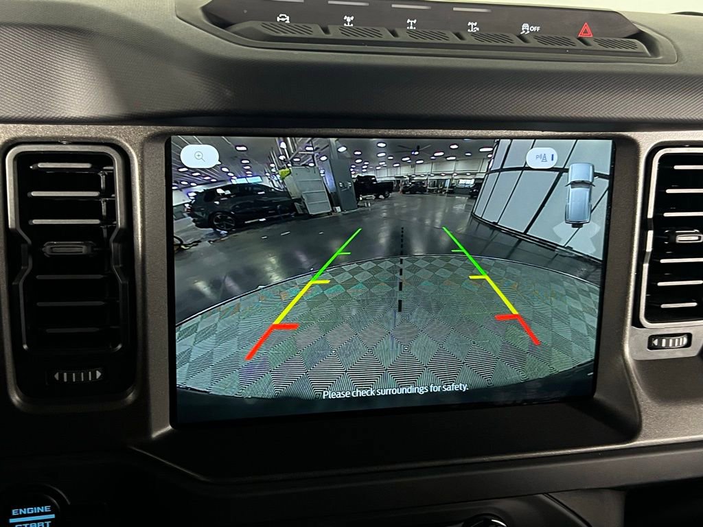 Used 2025 Ford Bronco Badlands image 19