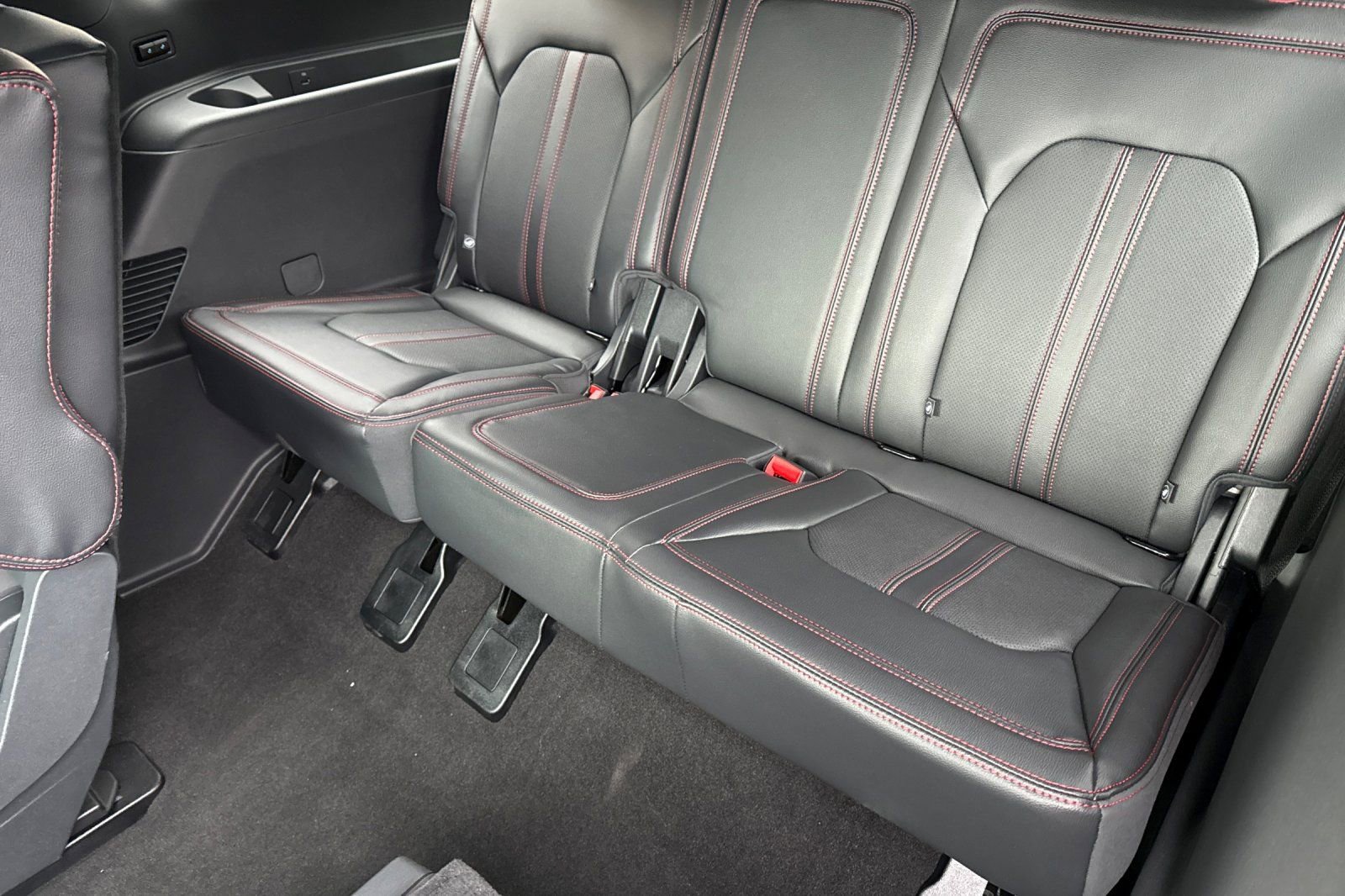 Used 2024 Ford Expedition Max Limited image 15