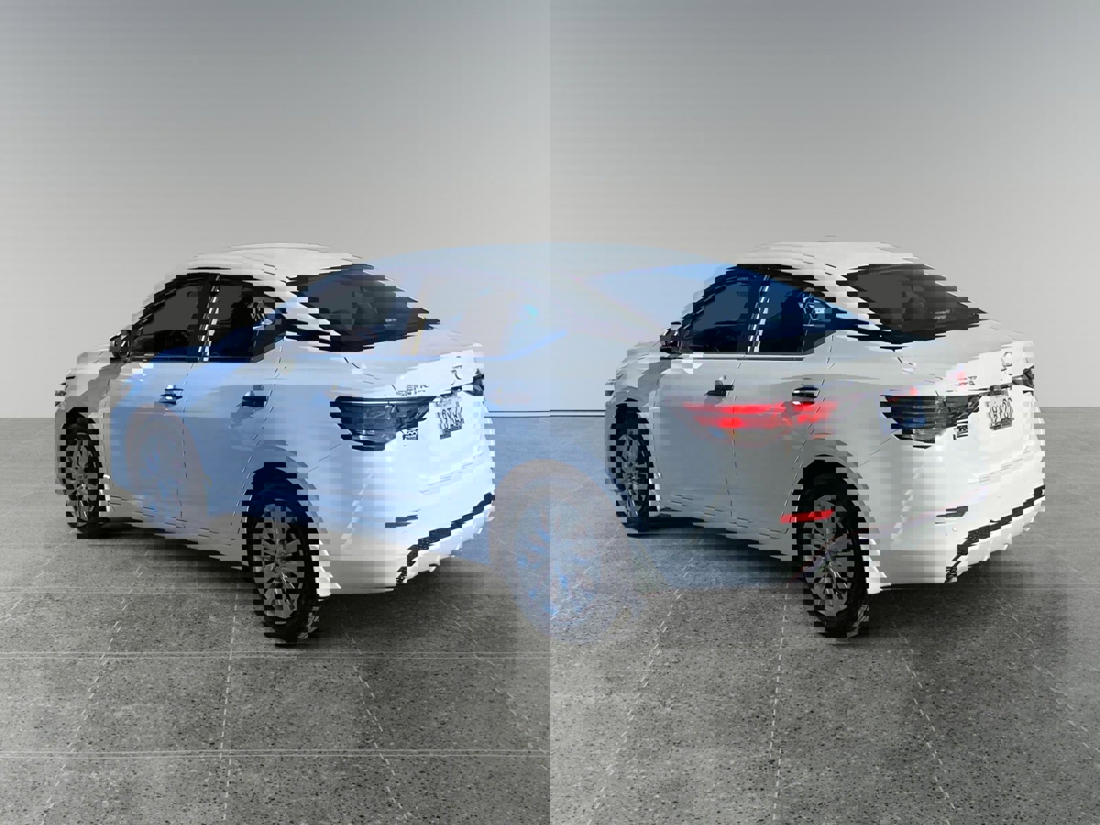 Used 2025 Nissan Sentra S FWD image 3