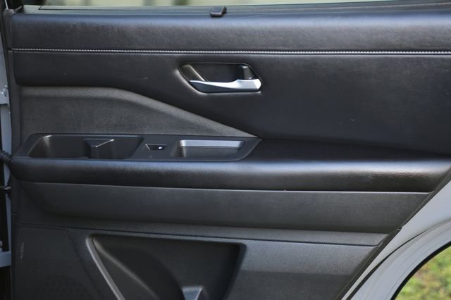 Used 2023 Nissan Pathfinder SL w/ SL Premium Package image 29