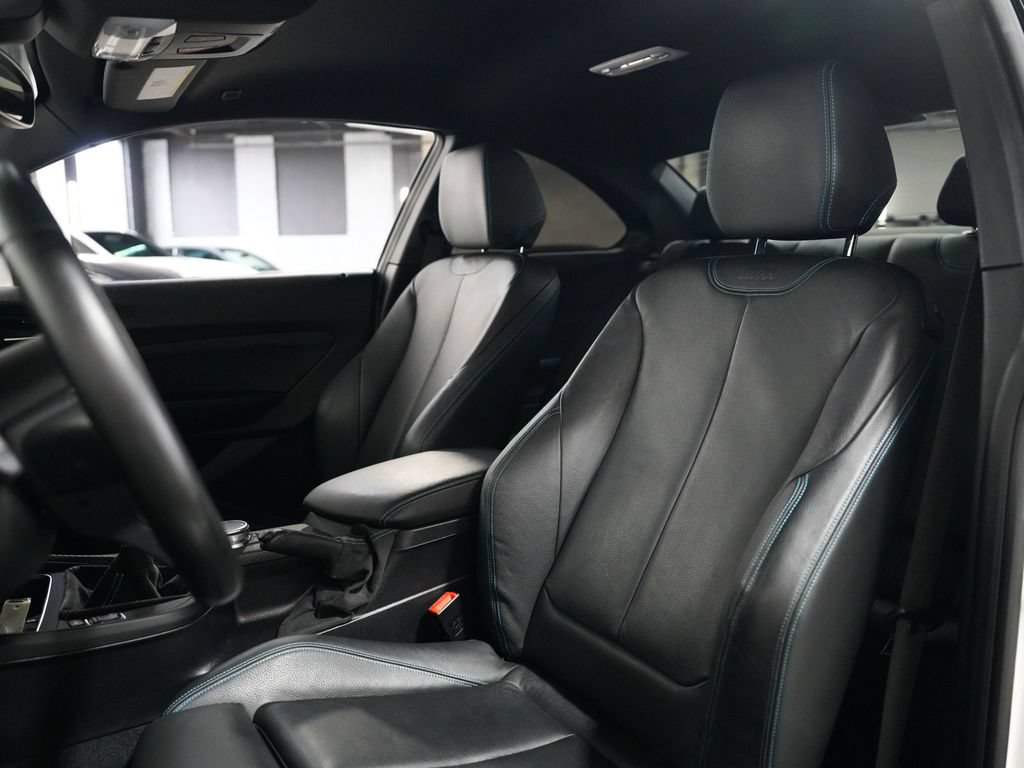 Used 2018 BMW M2 w/ Executive Package RWD image 31