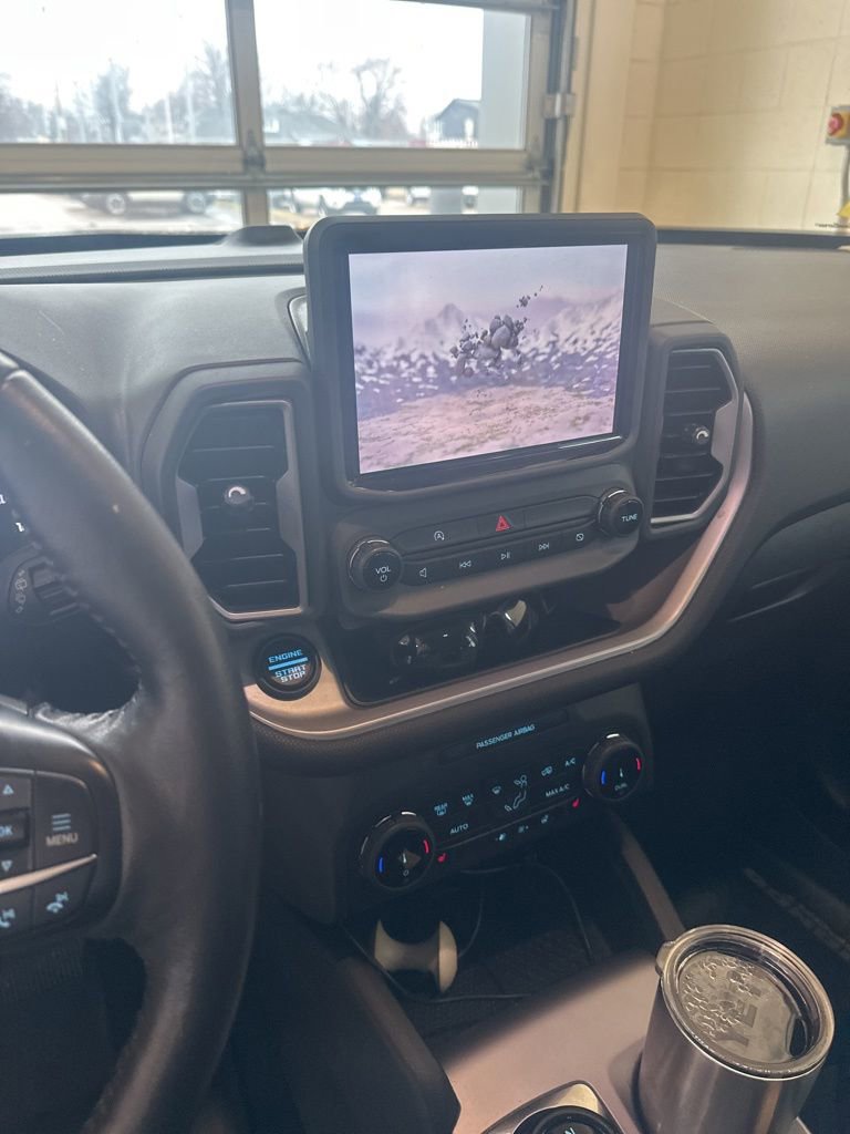 Used 2023 Ford Bronco Sport Outer Banks image 10