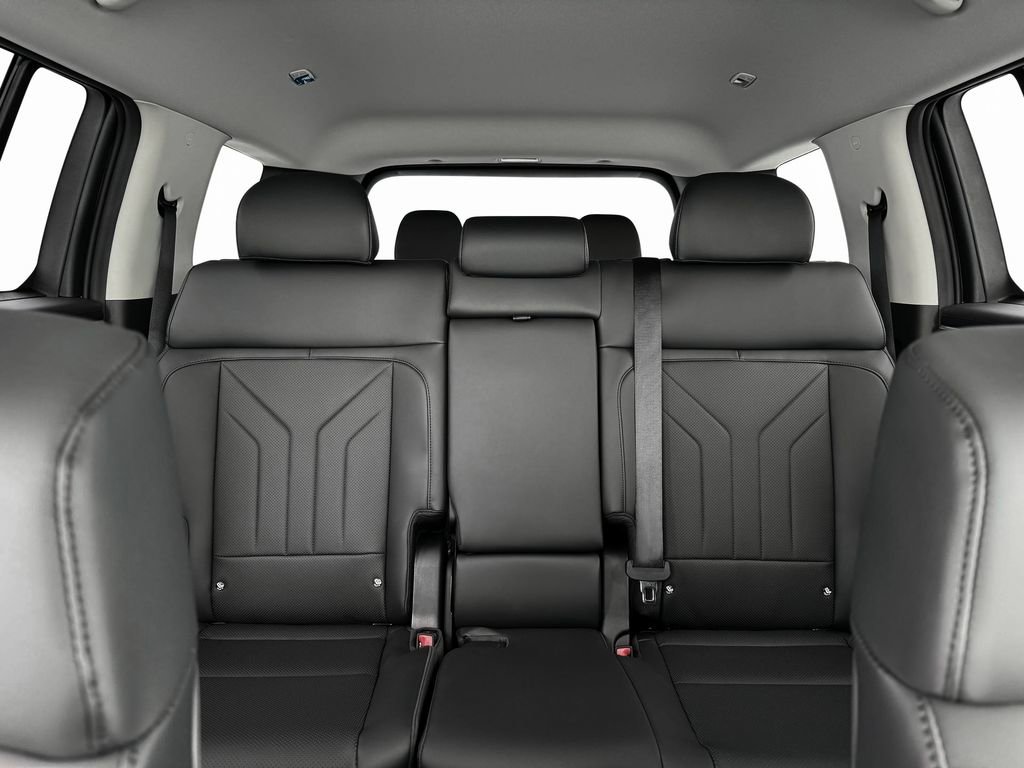 New 2025 Hyundai Santa Fe XRT image 16