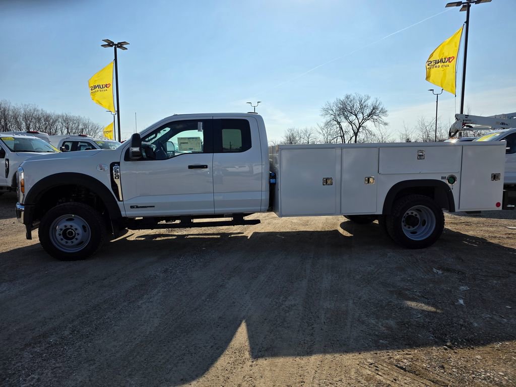 New 2026 Ford F550 4x4 Supercab Super Duty image 5
