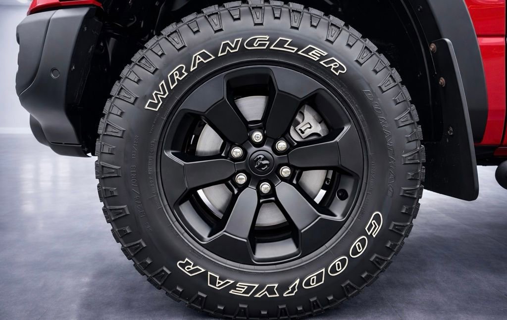 Used 2021 RAM 1500 Rebel w/ Alpine Leather & Sound Group AWD/4WD image 9