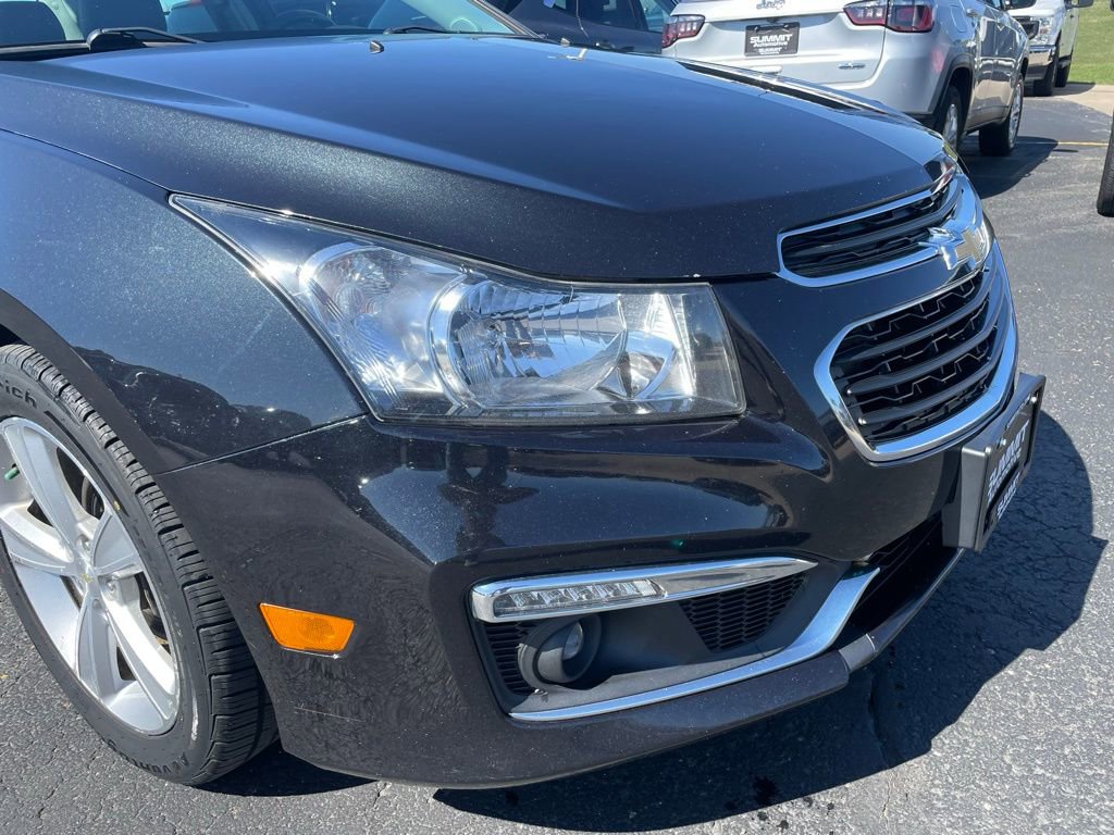 Used 2015 Chevrolet Cruze LT w/ Sun, Sound and Sport Package image 26