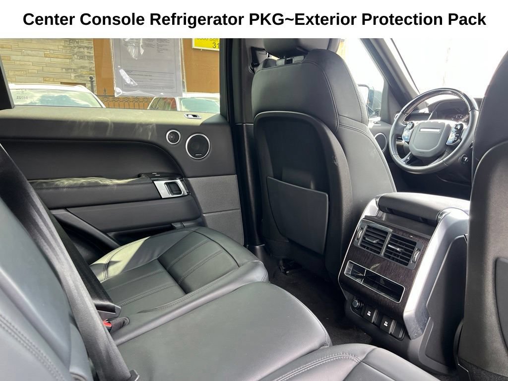 Used 2019 Land Rover Range Rover Sport SE AWD/4WD image 24
