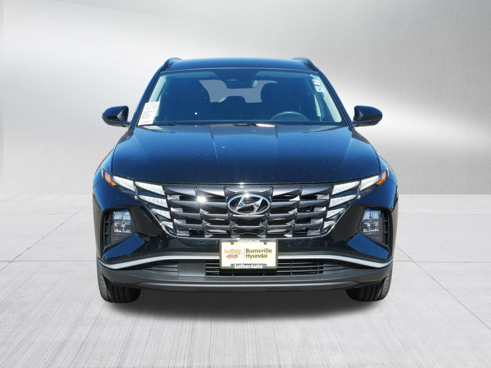 Certified 2024 Hyundai Tucson SEL AWD/4WD image 2