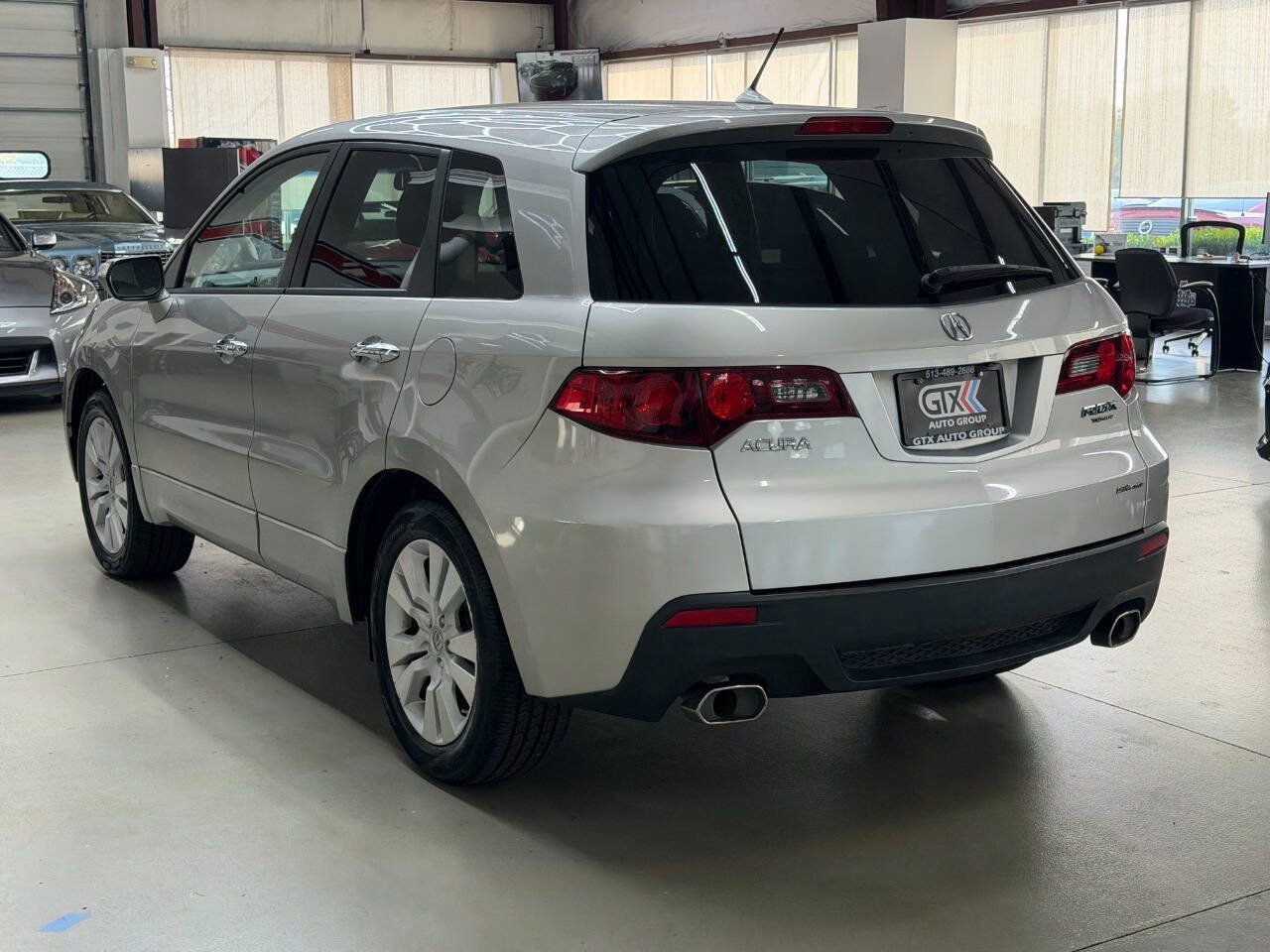 Used 2010 Acura RDX w/ Technology Package AWD/4WD image 4