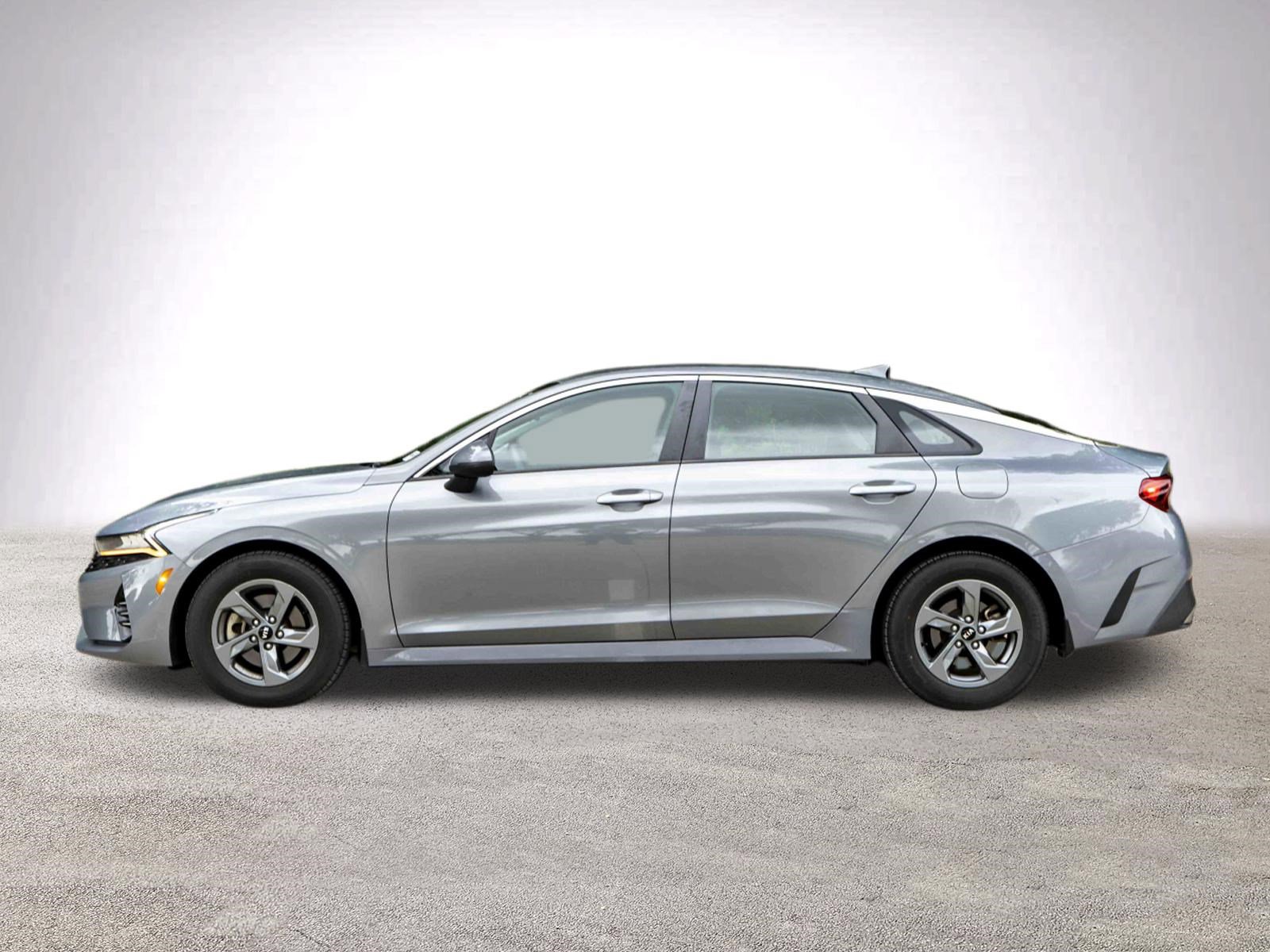 Used 2021 Kia K5 LX FWD image 6