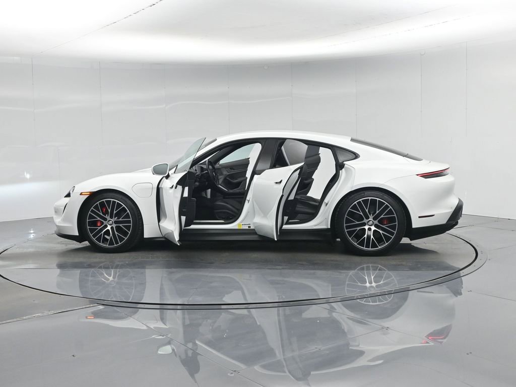 Used 2021 Porsche Taycan 4S image 35