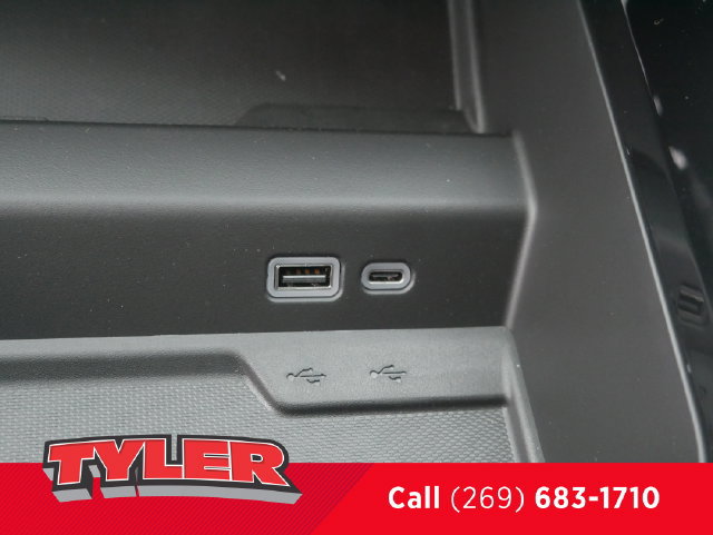 New 2026 Chevrolet Tahoe Premier w/ Sun And Tow Package AWD/4WD image 38