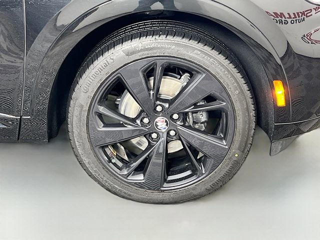 Used 2023 Buick Envision Essence w/ Sport Touring Package AWD/4WD image 38