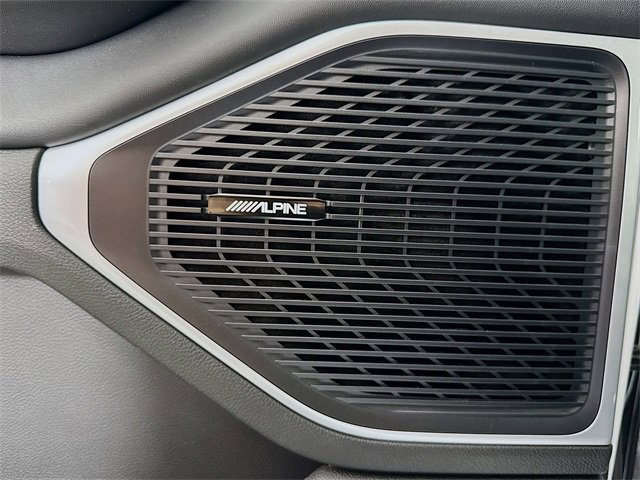 Used 2022 Jeep Wagoneer Series III w/ Flexible Seating Group image 15