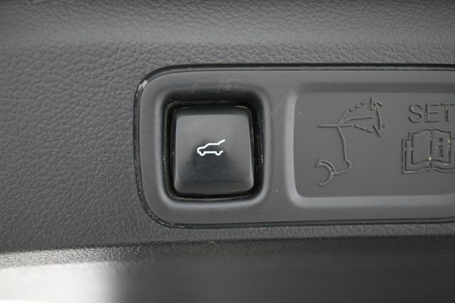 Used 2024 Ford Expedition Max Platinum AWD/4WD image 23