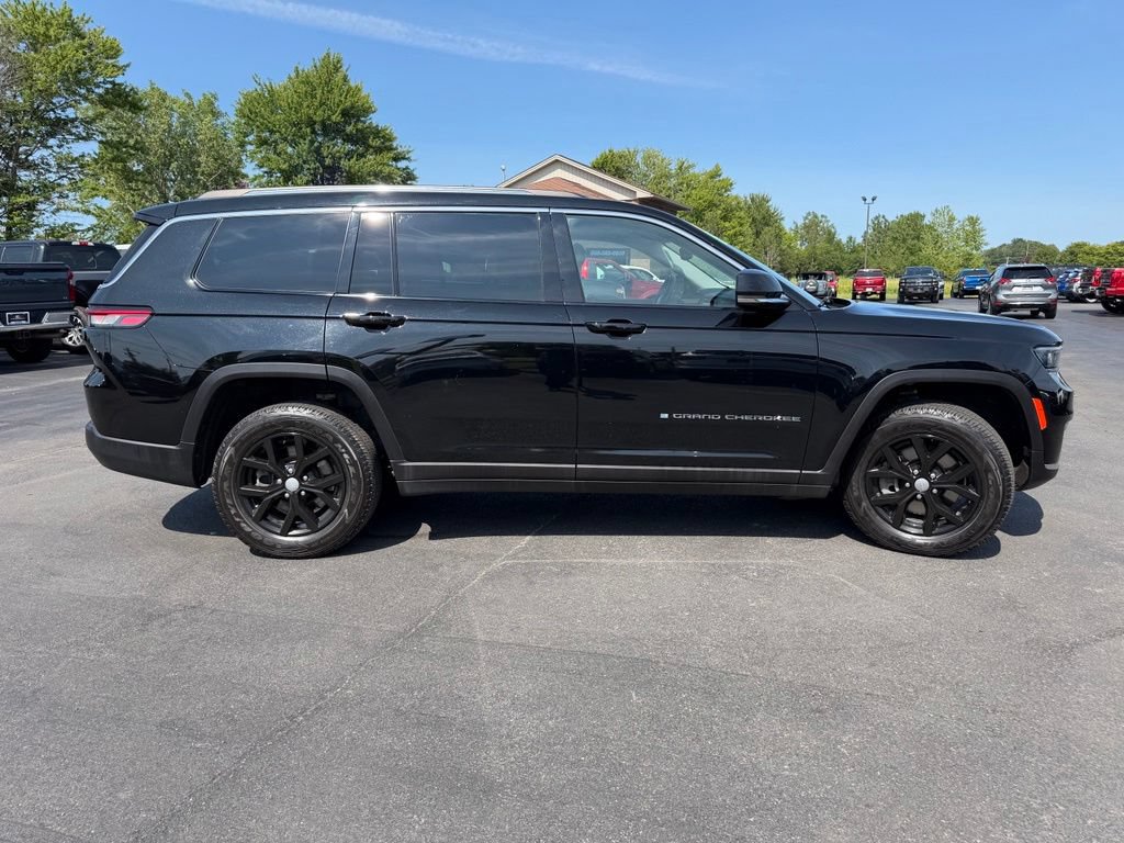 Used 2021 Jeep Grand Cherokee L Limited AWD/4WD image 4